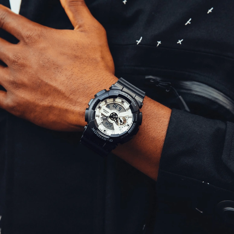 Casio,G-SHOCK 51.20mm,51.20mm,Resin,White,Quartz,Countdown,Chronograph,Month,Date,Hardlex,Round,GA110WD,GA110WD-1A