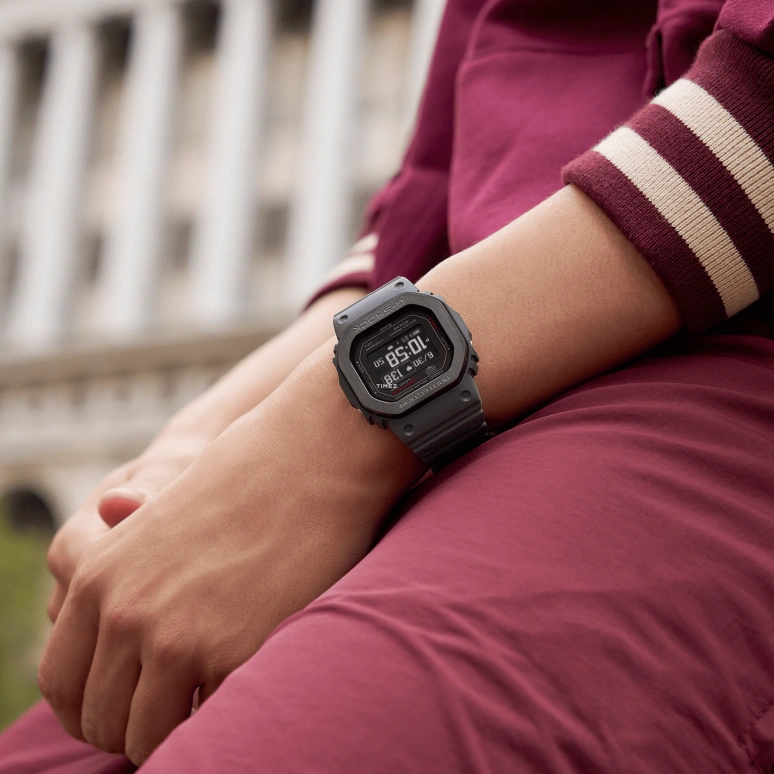 Casio,G-SHOCK 51.10x44.50mm,51.10x44.50mm,Bio-sourced,Black,Quartz,Chronograph,Moonphase,Month,Date,Hardlex,Square,DW,DW-H5600MB-8