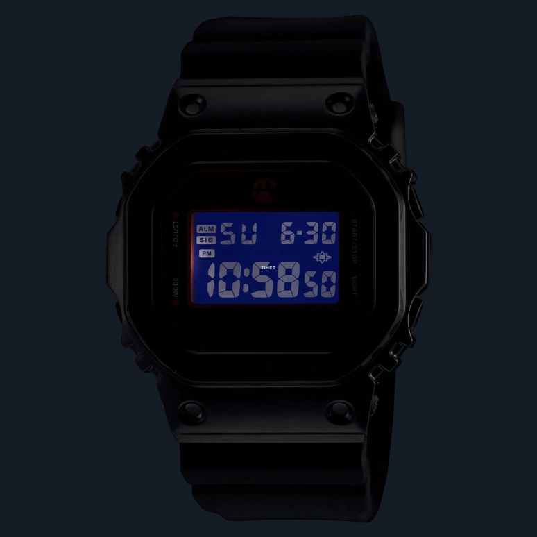 Casio,G-SHOCK 49.60x43.20mm,49.60x43.20mm,Resin,Stainless Steel,Dual,Black,Red,Quartz,Countdown,Chronograph,Month,Date,Hardlex,Square,GM5600RH,GM5600RH-1