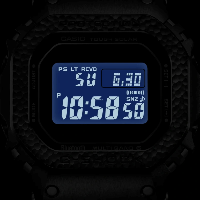 Casio,MR-G 49.40x43.20mm,49.40x43.20mm,Titanium,Black,Quartz,Countdown,Chronograph,Month,Date,Sapphire,Crystal Glass,Square,MRGB5000HT,MRGB5000HT-1