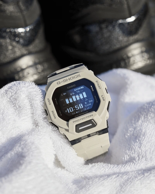 Casio,G-SHOCK 48.40x45.90mm,48.40x45.90mm,Resin,Black,Quartz,Countdown,Chronograph,Month,Date,Hardlex,Square,GBD200UU,GBD200UU-9
