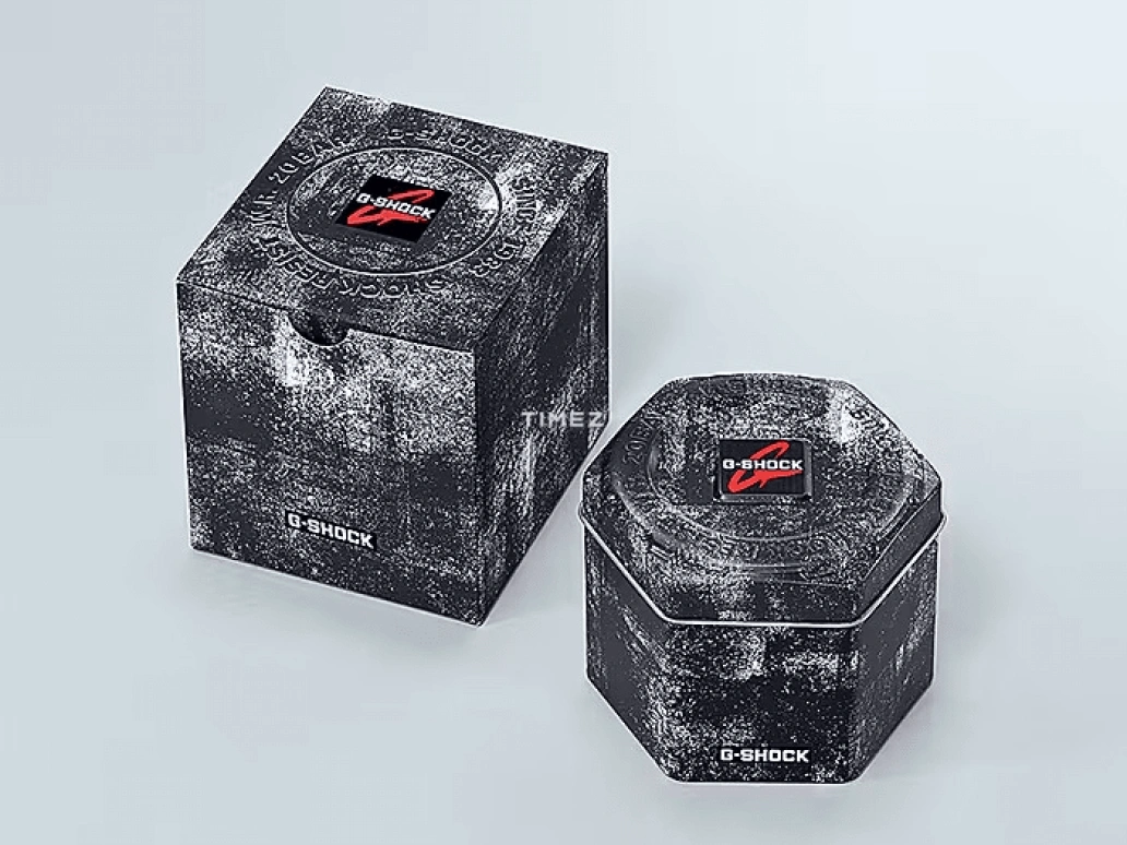 Casio,G-SHOCK 49.30x43.20mm,49.30x43.20mm,Stainless Steel,Red,Quartz,Countdown,Chronograph,Month,Date,Hardlex,Square,GMWB5000RD,GMWB5000RD-4