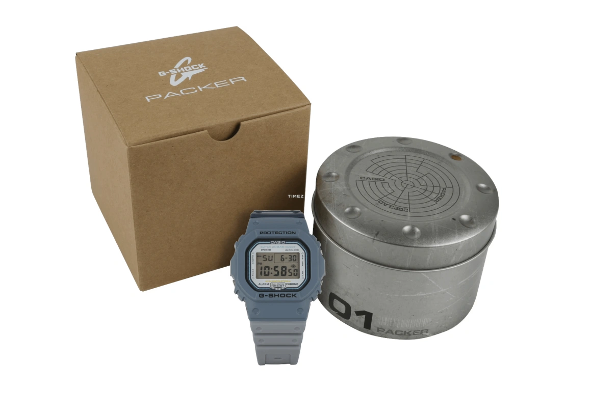 Casio,G-SHOCK 48.90x42.80mm,48.90x42.80mm,Resin,White,Grey,Quartz,Countdown,Chronograph,Month,Date,Hardlex,Square,DW5600PCK23,DW5600PCK23-2