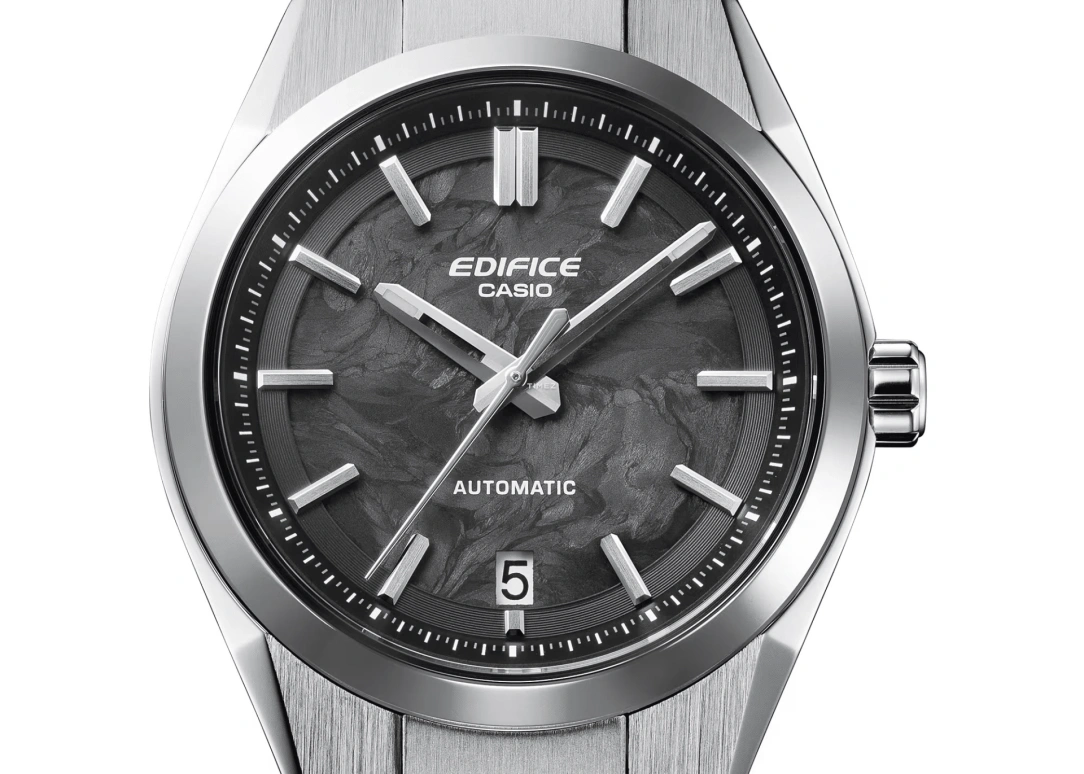 Casio,EDIFICE 43.50x39mm,43.50x39mm,Stainless Steel,Black,Automatic,Day,Anti-magnetic,EFK100CD,EFK100CD-1A