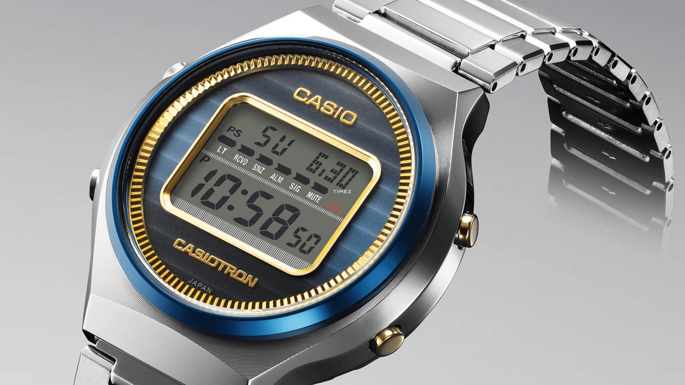 Casio,CASIOTRON 42.70x39.10mm,42.70x39.10mm,Stainless Steel,Blue,Green,Quartz,Countdown,Chronograph,Month,Date,Hardlex,Round,TRN50SS,TRN50SS-2A