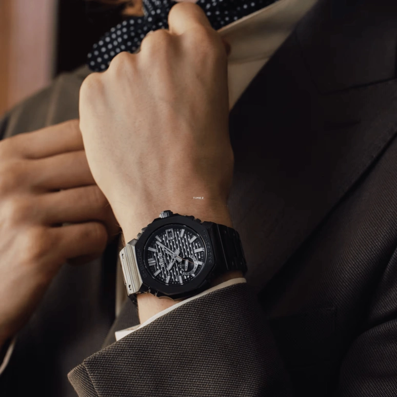 Casio,MR-G 49.50x44.40mm,49.50x44.40mm,Titanium,Cobalt Alloy,Black,Quartz,Date,Day,Retrograde,Anti-magnetic,Sapphire,Crystal Glass,Octagon,MRGB2100B,MRGB2100B-1A