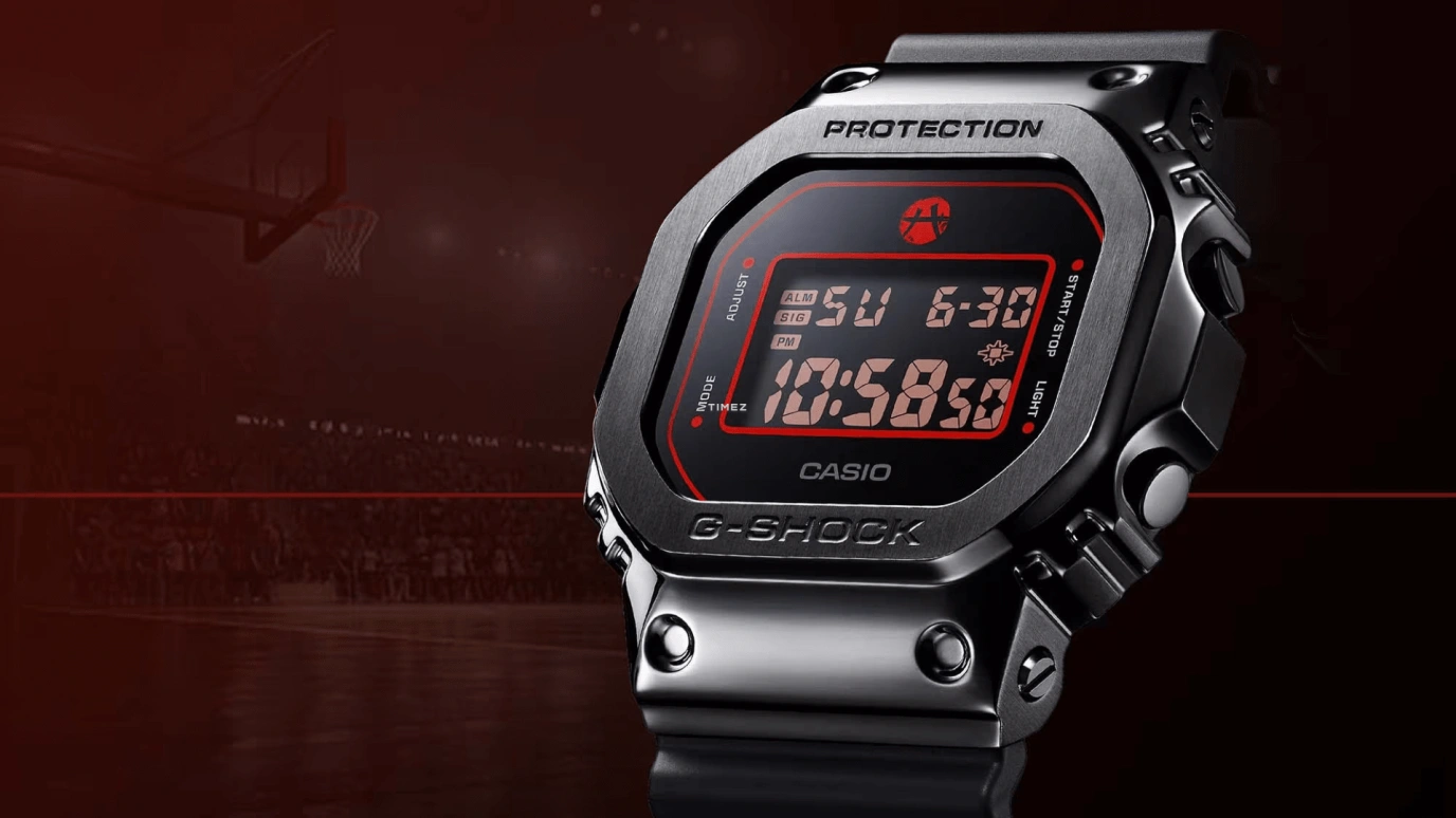 Casio,G-SHOCK 49.60x43.20mm,49.60x43.20mm,Resin,Stainless Steel,Dual,Black,Red,Quartz,Countdown,Chronograph,Month,Date,Hardlex,Square,GM5600RH,GM5600RH-1