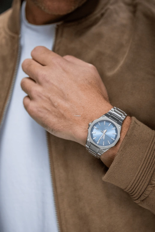 Casio,EDIFICE 44.80x39.90mm,44.80x39.90mm,Stainless Steel,Blue,Quartz,Day,Sapphire,Crystal Glass,EFRS108D,EFRS108D-2AV
