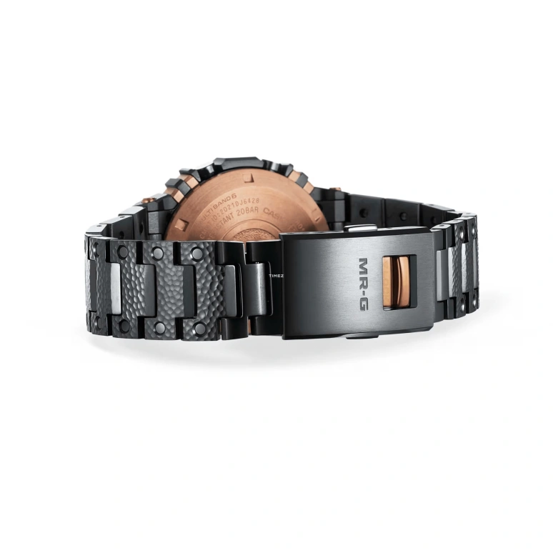 Casio,MR-G 49.40x43.20mm,49.40x43.20mm,Titanium,Black,Quartz,Countdown,Chronograph,Month,Date,Sapphire,Crystal Glass,Square,MRGB5000HT,MRGB5000HT-1