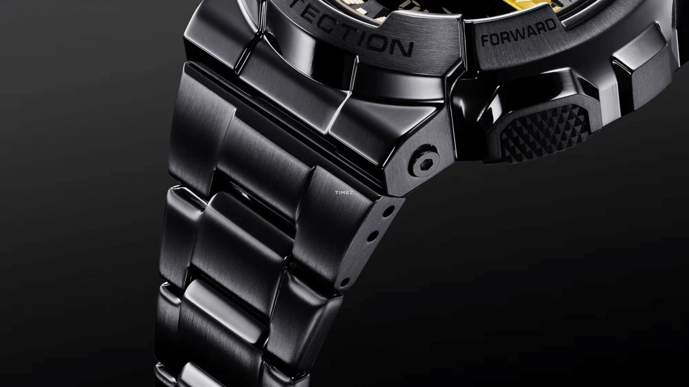 Casio,G-SHOCK 51.90x49.80mm,51.90x49.80mm,Stainless Steel,Resin,Gold,Black,Quartz,Countdown,Chronograph,Month,Date,Hardlex,Round,GM110BD,GM110BD-1A9