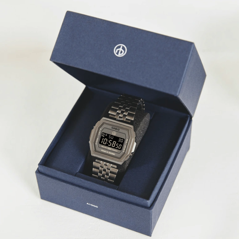 Casio,VINTAGE 39.60x38mm,39.60x38mm,Stainless Steel,Grey,Quartz,Chronograph,Date,Day,Hour Strike,Sapphire,Square,A1000RCG,A1000RCG-8B