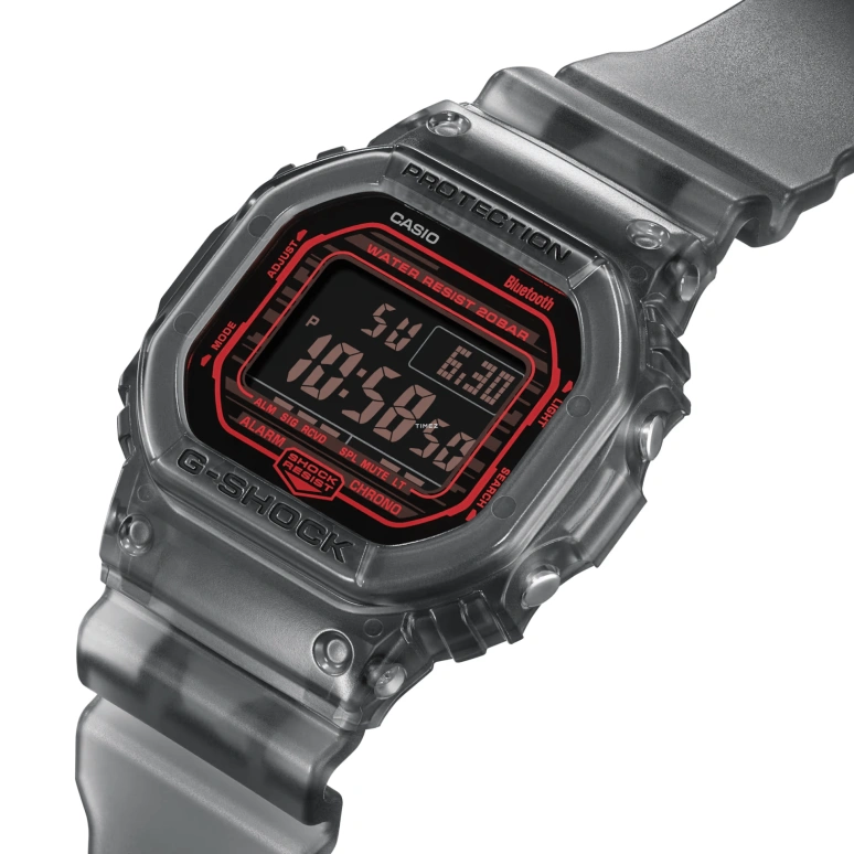Casio,G-SHOCK 48.90x42.80mm,48.90x42.80mm,Resin,Black,Red,Quartz,Countdown,Chronograph,Month,Date,Hardlex,Square,DWB5600G,DWB5600G-1