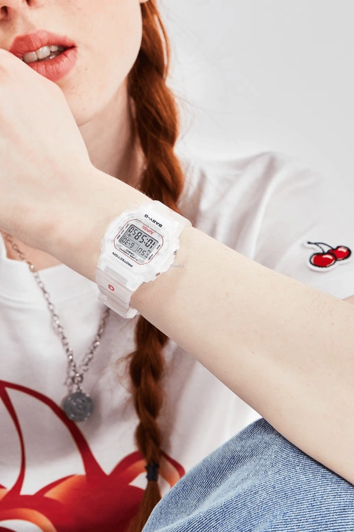 Casio,BABY-G 42.10x37.90mm,42.10x37.90mm,Resin,White,Grey,Quartz,Countdown,Chronograph,Month,Date,Hardlex,Square,BGD565KRS,BGD565KRS-7
