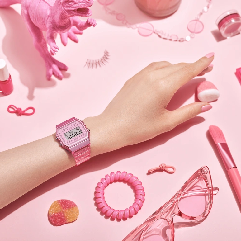Casio,DIGITAL 38.20x35.20mm,38.20x35.20mm,Resin,Pink Red,Quartz,Chronograph,Date,Day,Hour Strike,Plexi,Square,F91WS,F91WS-4