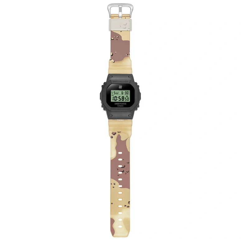 Casio,5600 48.90x43.80mm,48.90x43.80mm,Bio-sourced,Resin,Carbon,Black,Green,Quartz,Countdown,Chronograph,Month,Date,Hardlex,Square,DWE5600UD,DWE5600UD-1