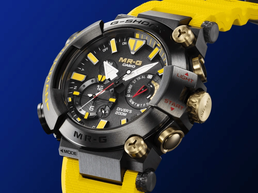 Casio,MR-G 49.70mm,49.70mm,Titanium,Black,Quartz,Countdown,Chronograph,Date,Day,Round,MRGBF1000E1A9