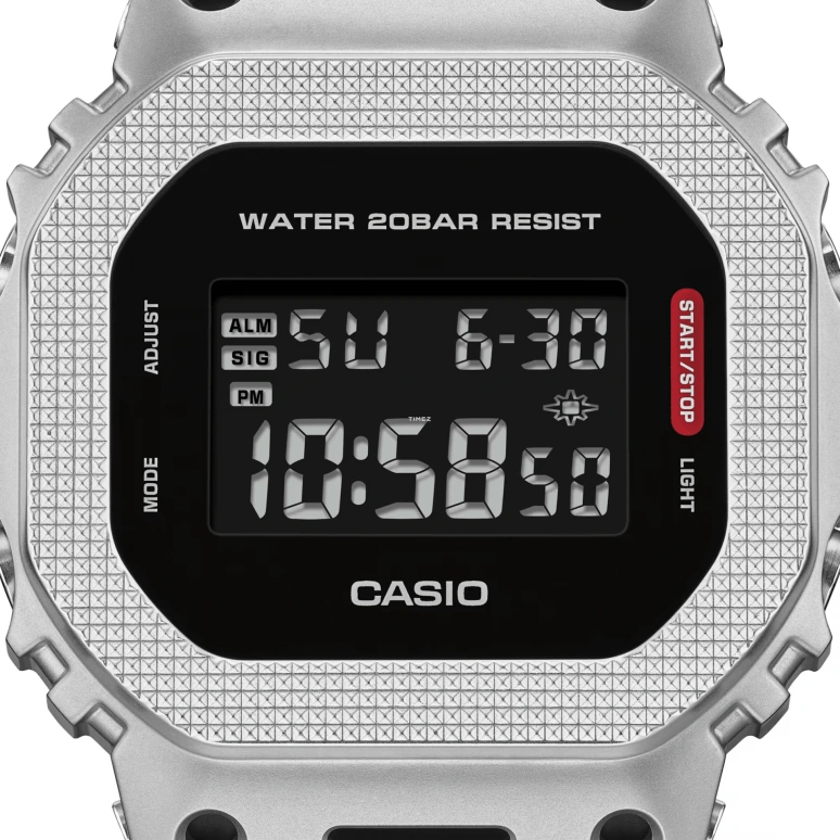 Casio,5600 49.60x43.20mm,49.60x43.20mm,Resin,Stainless Steel,Black,Quartz,Countdown,Chronograph,Month,Date,Hardlex,Square,GM5600M,GM5600M-1