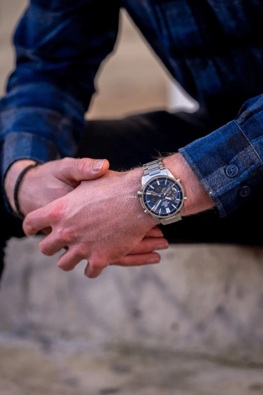 Casio,EDIFICE 50x46mm,50x46mm,Stainless Steel,Blue,Quartz,Countdown,Chronograph,Date,Day,Sapphire,Crystal Glass,Round,ECBS100D,ECBS100D-2A