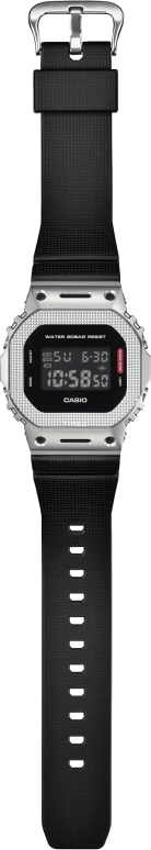 Casio,5600 49.60x43.20mm,49.60x43.20mm,Resin,Stainless Steel,Black,Quartz,Countdown,Chronograph,Month,Date,Hardlex,Square,GM5600M,GM5600M-1