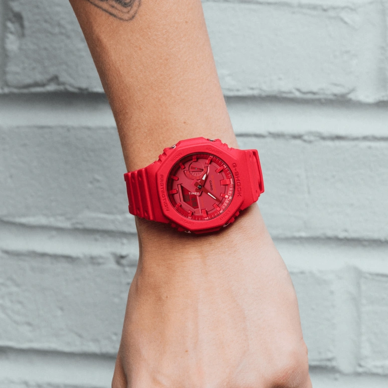 Casio,G-SHOCK 45.40mm,45.40mm,Resin,Carbon,Red,Quartz,Countdown,Chronograph,Month,Date,Hardlex,Octagon,GA2100,GA2100-4A