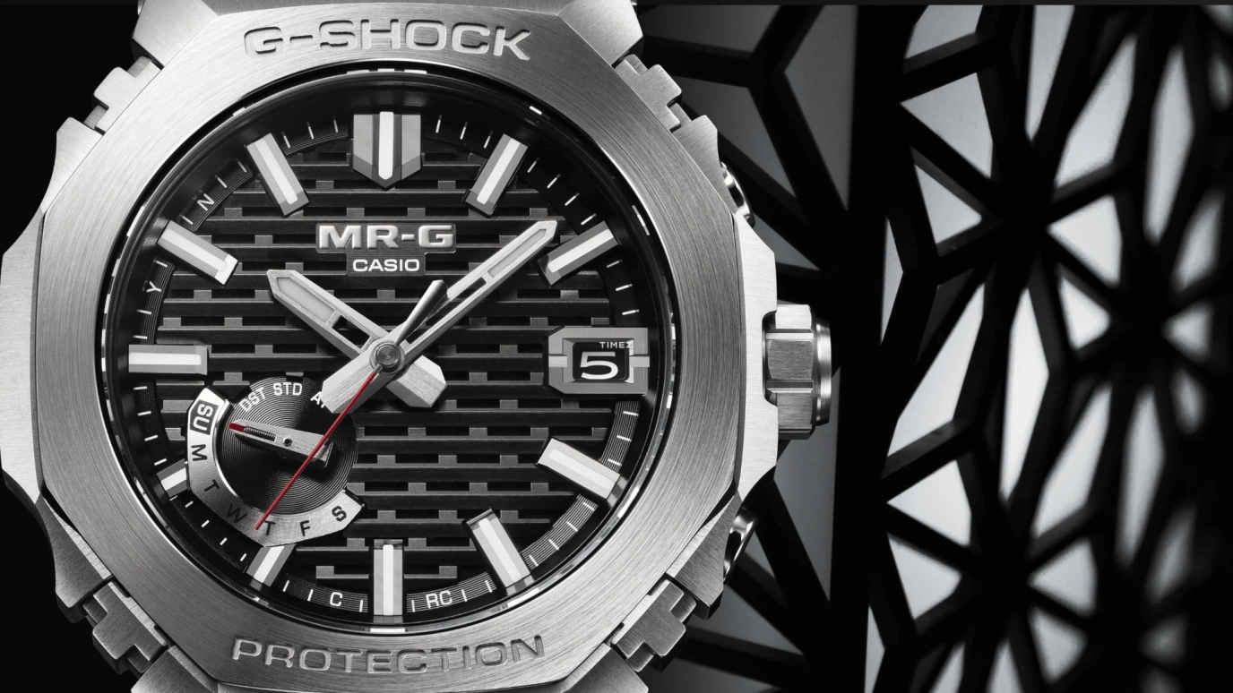 Casio,MR-G 49.50x44.40mm,49.50x44.40mm,Titanium,Cobalt Alloy,Black,Quartz,Date,Day,Retrograde,Anti-magnetic,Sapphire,Crystal Glass,Octagon,MRGB2100D,MRGB2100D-1A