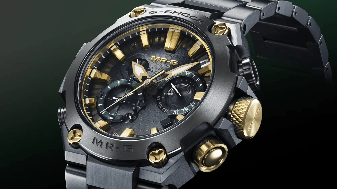 Casio,MR-G 54.70x49.80mm,54.70x49.80mm,Titanium,Black,Quartz,Countdown,Chronograph,Date,Day,Sapphire,Crystal Glass,Round,MRG,MRG-B2000BG-3A