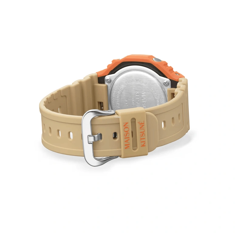 Casio,G-SHOCK 48.50x45.40mm,48.50x45.40mm,Resin,Carbon,Cream,Quartz,Countdown,Chronograph,Month,Date,Hardlex,Octagon,GA2110MK,GA2110MK-5A