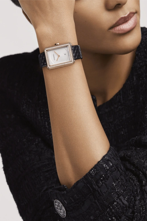 CHANEL,BOY·FRIEND 34.60x26.70mm,34.60x26.70mm,Beige Gold,White,Sapphire,Crystal Glass,Rectangular,Cream,H6591