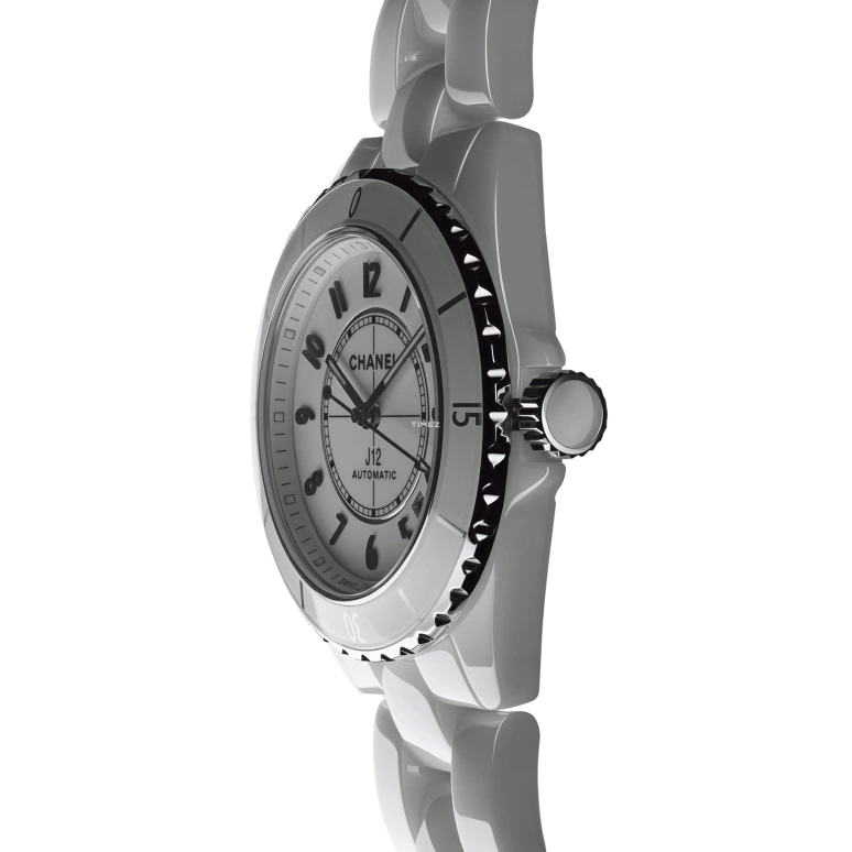 CHANEL,J12 38mm,38mm,Stainless Steel,Ceramic,Black,Automatic,70hours,In-house Caliber,H5702