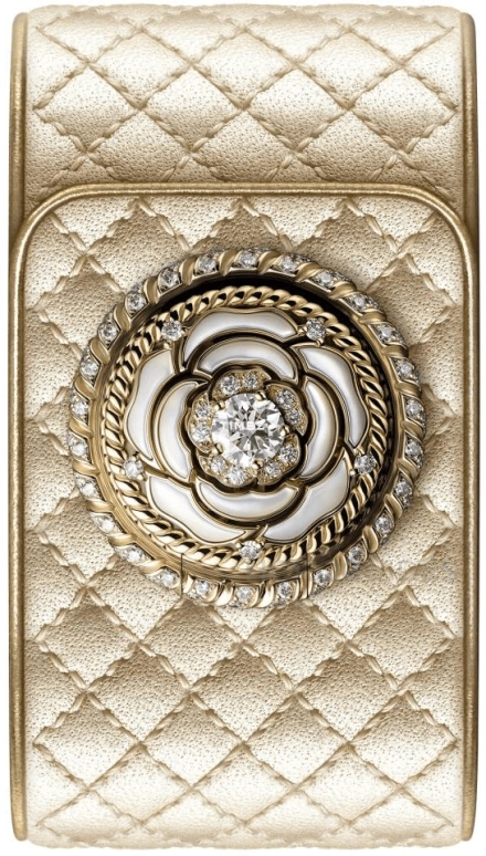 CHANEL,Mademoiselle Privé 25mm,25mm,Sapphire,Yellow Gold,Pearl,Silver White,Quartz,Yellow,Setting,Diamonds,Mother of Pearl,Sapphire,H7069