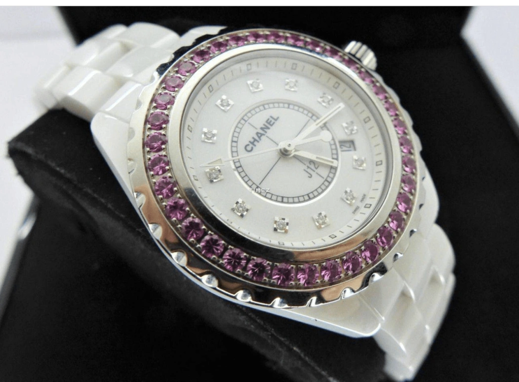 CHANEL,J12 33mm,33mm,Ceramic,White,Quartz,Day,Sapphire,Crystal Glass,H2010