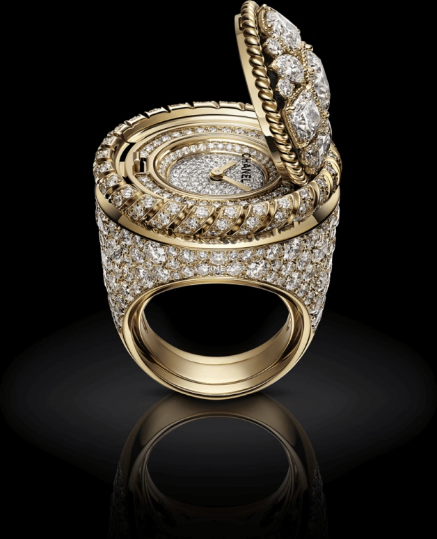 CHANEL,Mademoiselle Privé 25mm,25mm,Yellow Gold,Silver White,Quartz,Round,Gold,H7071