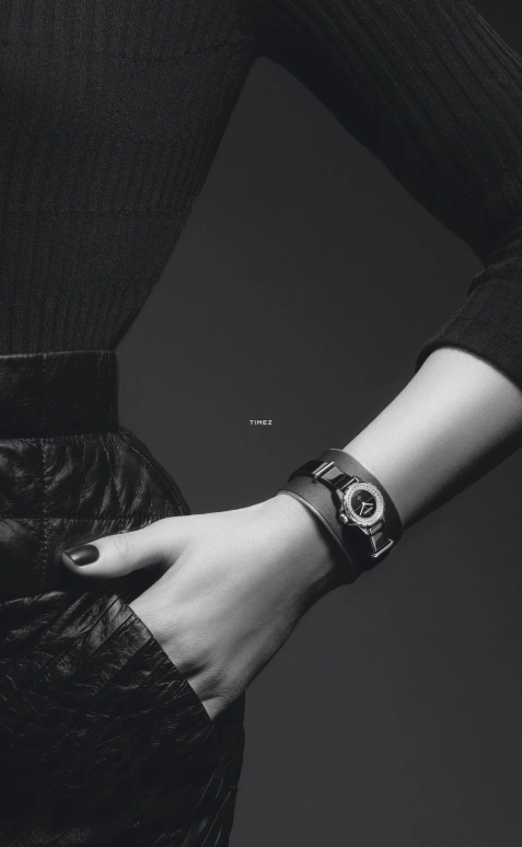 CHANEL,J12 19mm,19mm,Stainless Steel,Ceramic,Black,Quartz,Round,H5572