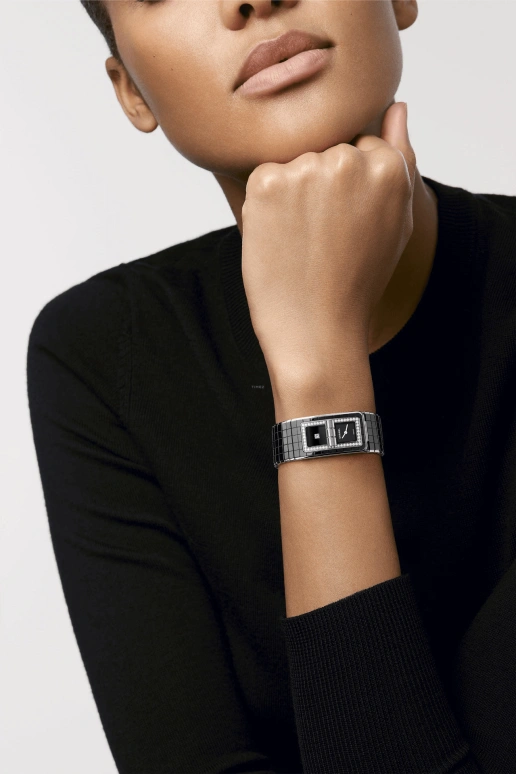 CHANEL,Code Coco 38.10x21.50mm,38.10x21.50mm,Stainless Steel,Black,Sapphire,Crystal Glass,Rectangular,H5148