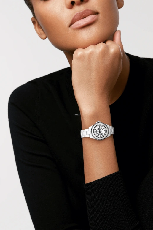 CHANEL,J12 33mm,33mm,Ceramic,Stainless Steel,White,Quartz,Sapphire,Crystal Glass,Round,H9763