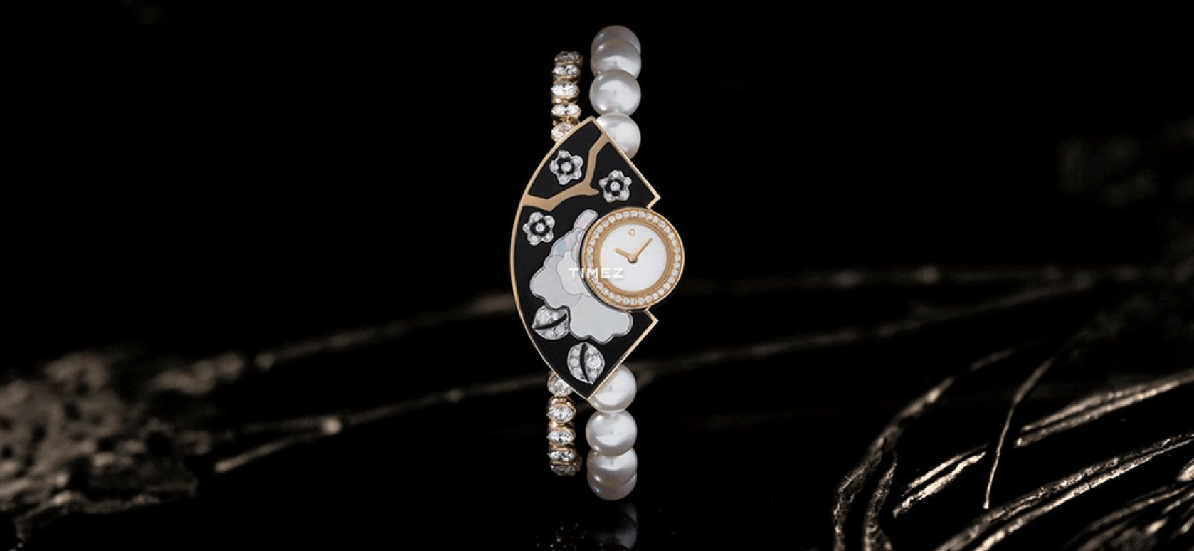 CHANEL,Other ,Yellow Gold,White Gold,White,Quartz,Other,Gold,J63128