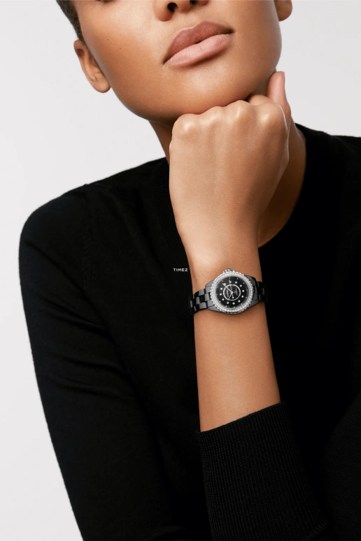 CHANEL,J12 33mm,33mm,Ceramic,Black,Automatic,In-house Caliber,Sapphire,Crystal Glass,H10474