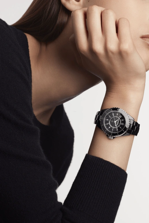 CHANEL,J12 33mm,33mm,Stainless Steel,Ceramic,Black,Round,H5695