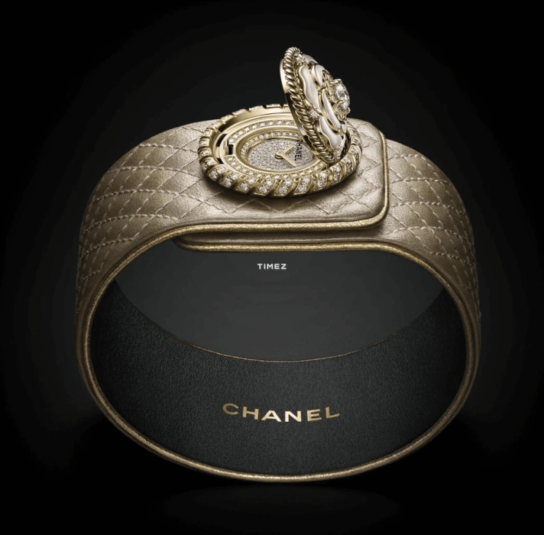 CHANEL,Mademoiselle Privé 25mm,25mm,Sapphire,Yellow Gold,Pearl,Silver White,Quartz,Yellow,Setting,Diamonds,Mother of Pearl,Sapphire,H7069