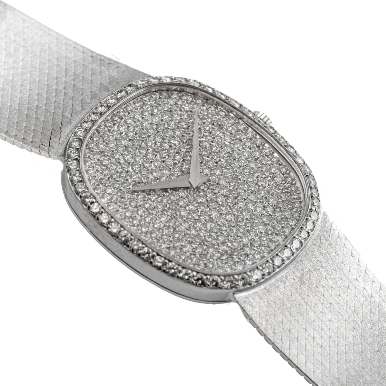 Chopard,Other 33.50x30mm,33.50x30mm,White Gold,Silver,Handwound,Sapphire,Oval,2080 1