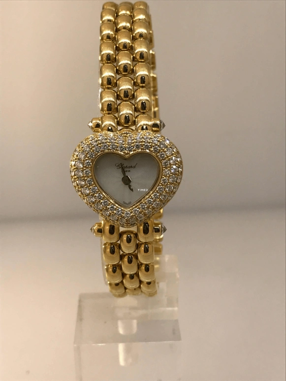 Chopard,Ladies' 19x22mm,19x22mm,Yellow Gold,White,Quartz,Sapphire,Other,10,10/6781-20