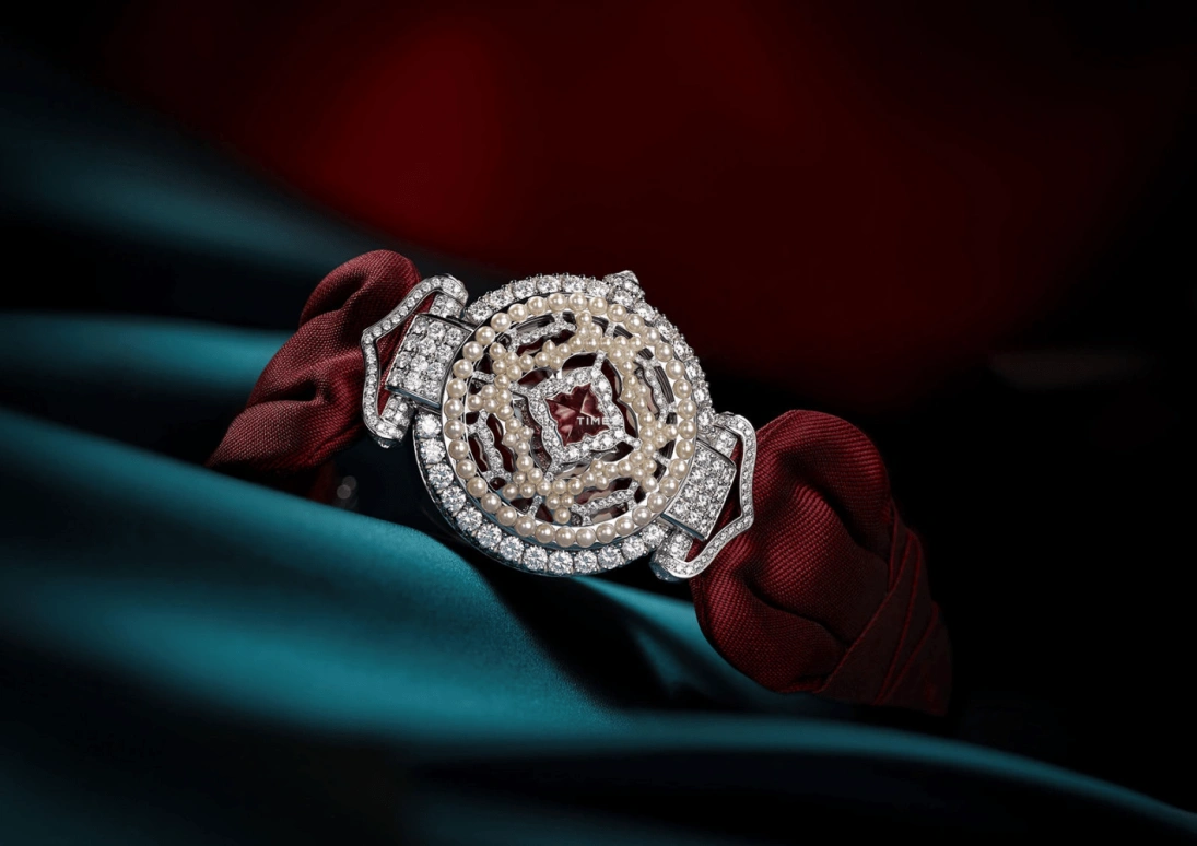 Chopard,IMPERIALE 38mm,38mm,White Gold,Red,Automatic,Sapphire,Crystal Glass,Round,384902,384902-1001