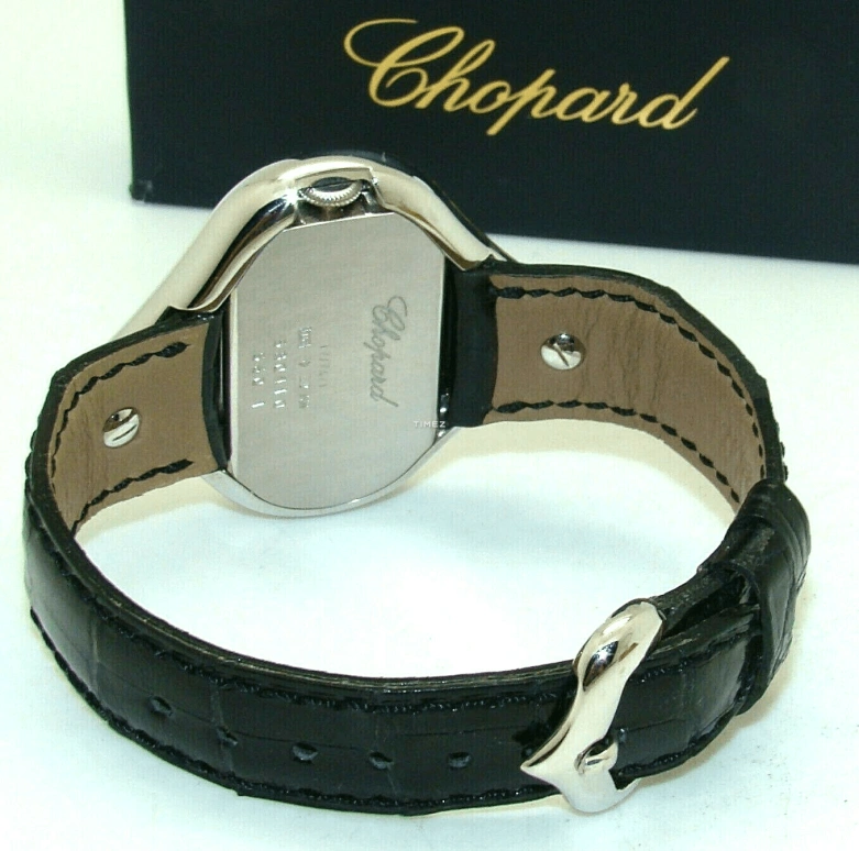 Chopard,Ladies' 40mm,40mm,Yellow Gold,Silver,Quartz,Sapphire,127421,127421-0001