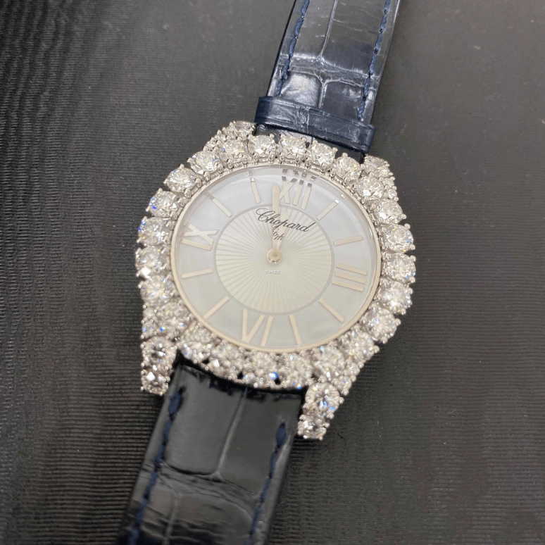 Chopard,L'HEURE DU DIAMANT 35.75mm,35.75mm,White Gold,Silver White,White,Automatic,Sapphire,Round,139419,139419-1414
