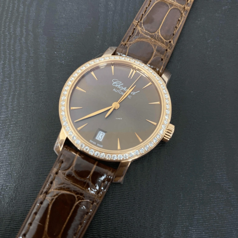 Chopard,Classic 33.50mm,33.50mm,Rose Gold,Coffee,Automatic,Day,Sapphire,Crystal Glass,134200,134200-5003
