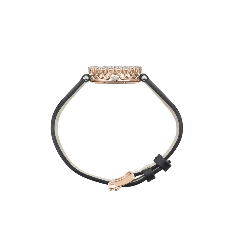 Chopard,L'HEURE DU DIAMANT 26mm,26mm,Rose Gold,Silver White,Handwound,Sapphire,Crystal Glass,Round,13A178,13A178-5106
