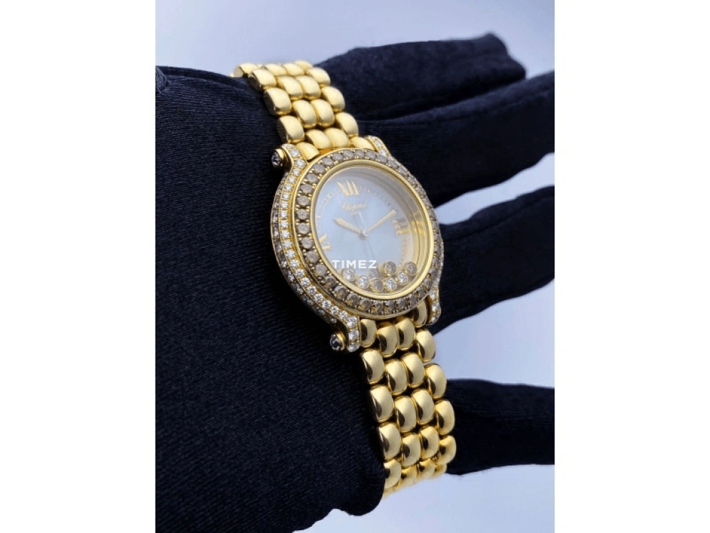 Chopard,Happy Sport 32mm,32mm,Yellow Gold,White,Quartz,Day,Sapphire,Crystal Glass,27,27/6817-52