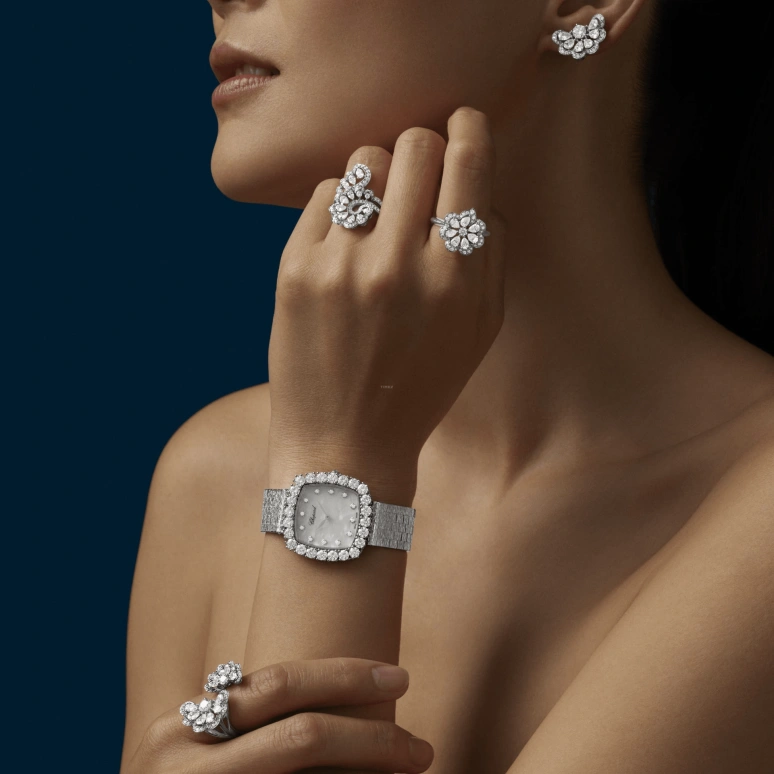 Chopard,L'HEURE DU DIAMANT 30.80mm,30.80mm,White Gold,White,Automatic,42hours,In-house Caliber,10A386,10A386-1106