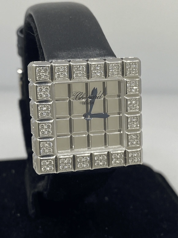 Chopard,Ice Cube' 25mm,25mm,White Gold,Silver,Quartz,Sapphire,Square,136815,136815-1001