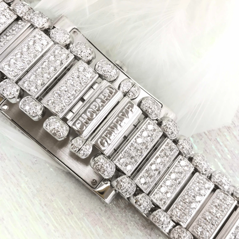 Chopard,Happy Diamonds 28mm,28mm,White Gold,White,Quartz,Sapphire,Rectangular,143483,143483-1002
